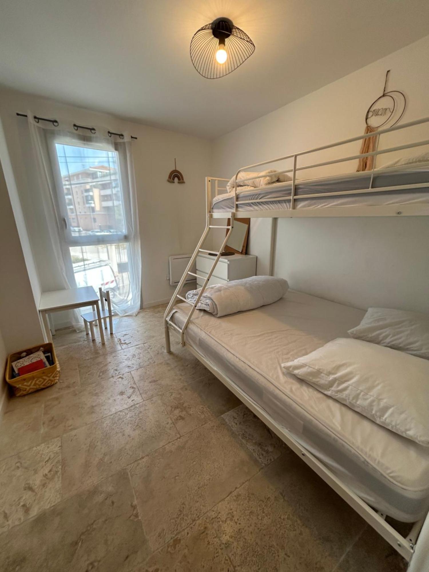 Appartement T3 Dans Maison Neuve 7 Couchages Ла-Сейн-сюр-Мер Экстерьер фото